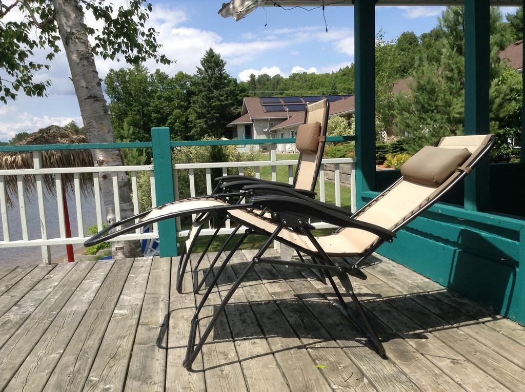 Algonquin Lakeside Inn Dwight Luaran gambar