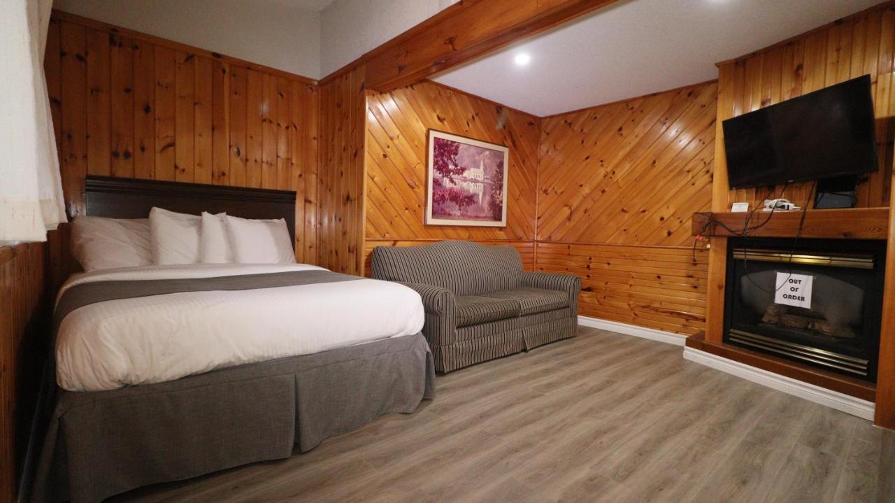 Algonquin Lakeside Inn Dwight Luaran gambar