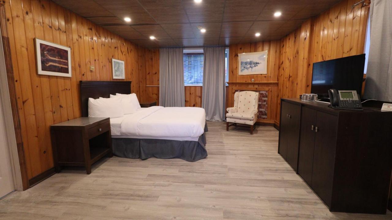 Algonquin Lakeside Inn Dwight Luaran gambar