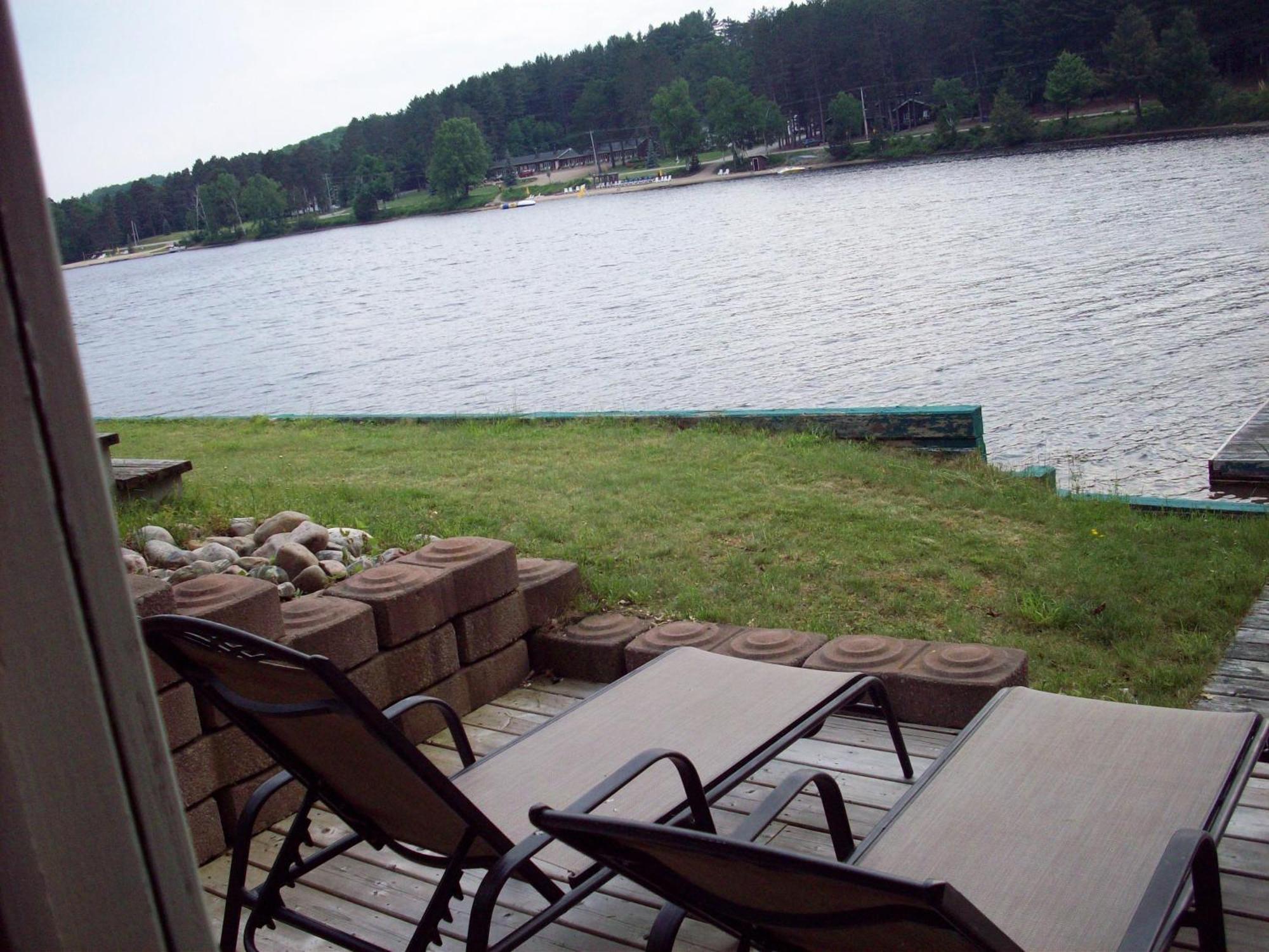 Algonquin Lakeside Inn Dwight Luaran gambar